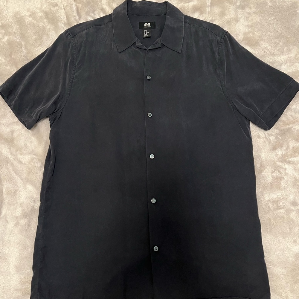 H&M Men's Black Casual Button Down Shirt